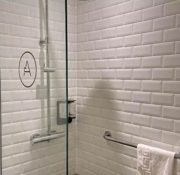 Aerotel London Heathrow, Terminal 2 & Terminal 3