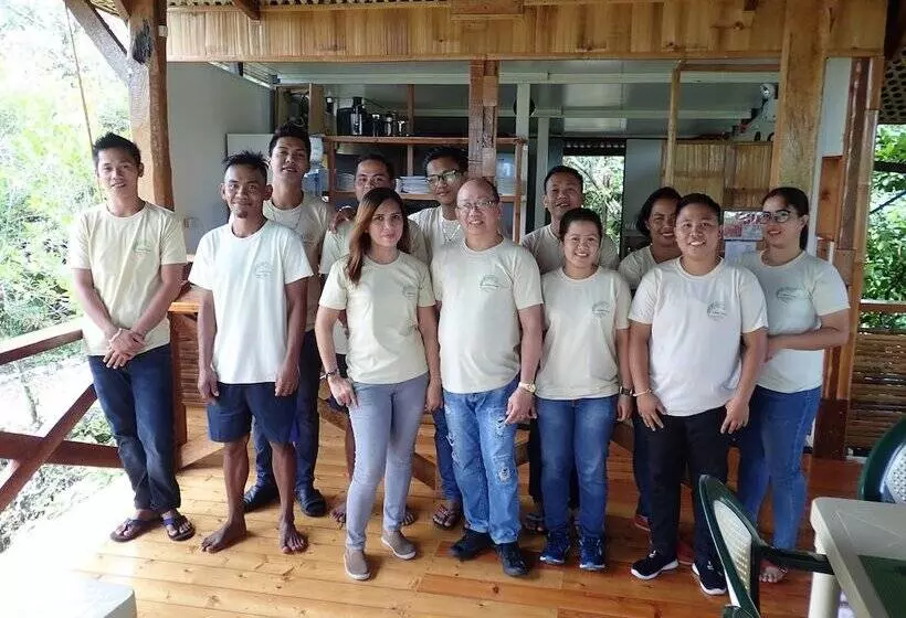 Retkeilymaja Eskapo Verde Lodge Moalboal