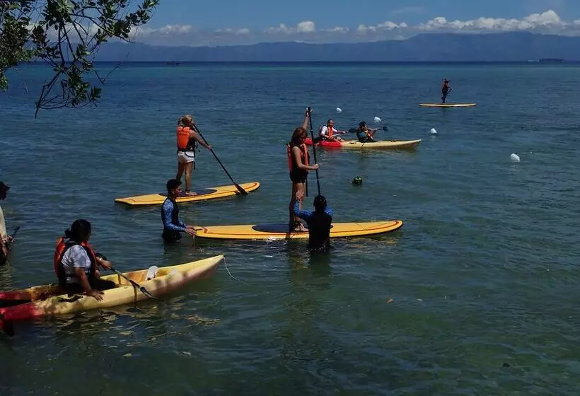 Retkeilymaja Eskapo Verde Lodge Moalboal