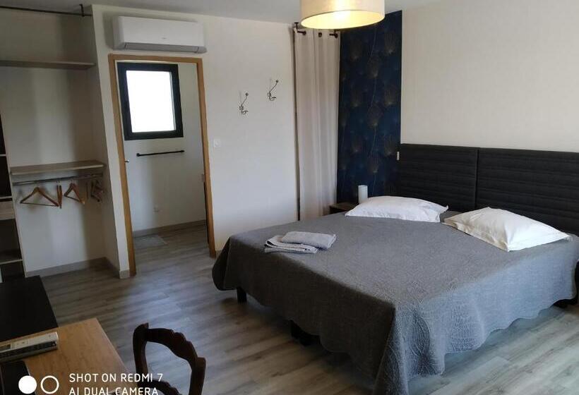 مبيت وإفطار Le Mas Des Calus Chambres D Hôtes