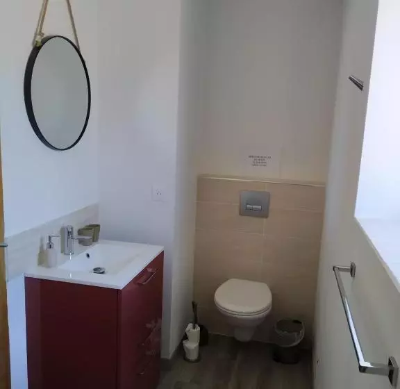 ベッドアンドブレックファースト Le Mas Des Calus Chambres D Hôtes