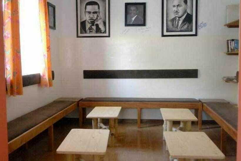 تختخواب و صبحانه Residencial Ponta Do Sol