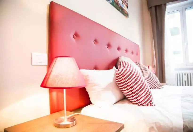 مسافرخانه Vatican Suite 383