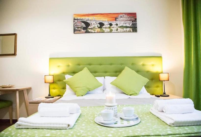 مسافرخانه Vatican Suite 383