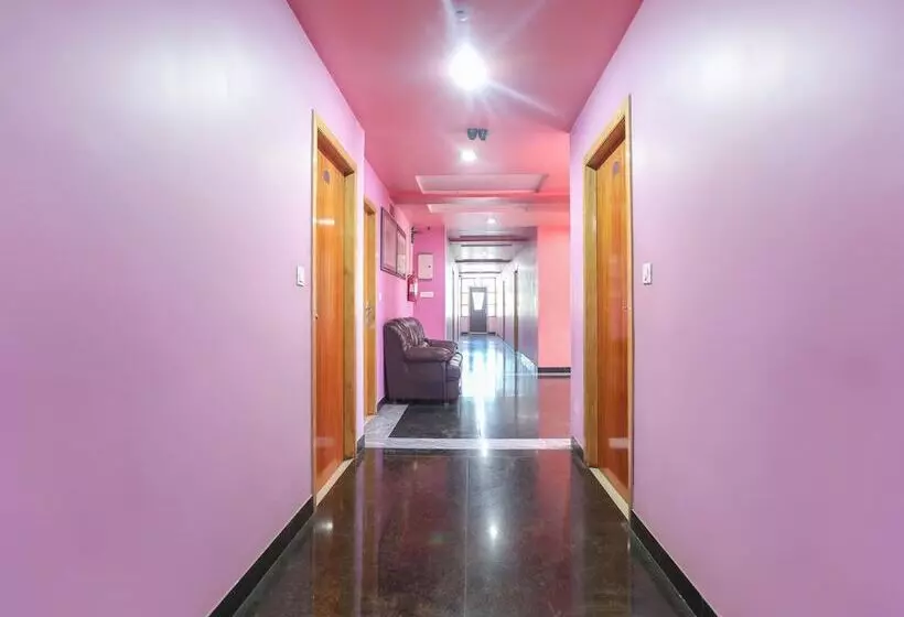 ホテル Bhubaneswari Classic By Oyo Rooms