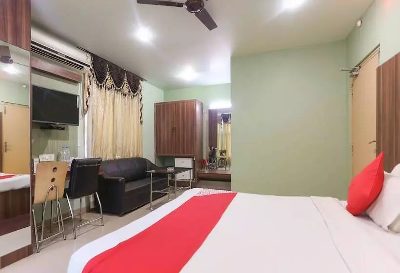 ホテル Bhubaneswari Classic By Oyo Rooms