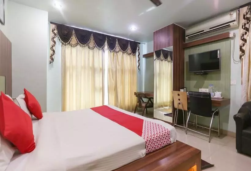 ホテル Bhubaneswari Classic By Oyo Rooms