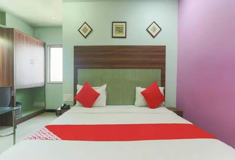 ホテル Bhubaneswari Classic By Oyo Rooms
