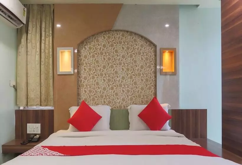 ホテル Bhubaneswari Classic By Oyo Rooms