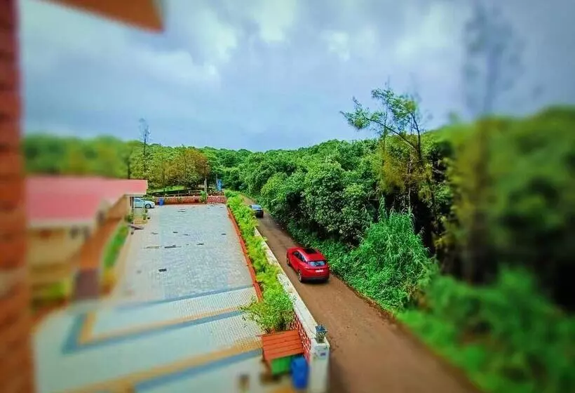 Hotel Bliss County Resort