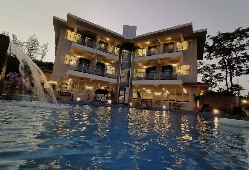 Hotel Bliss County Resort