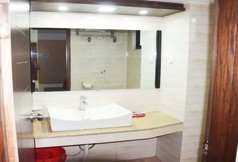 هتل Caspia The Home