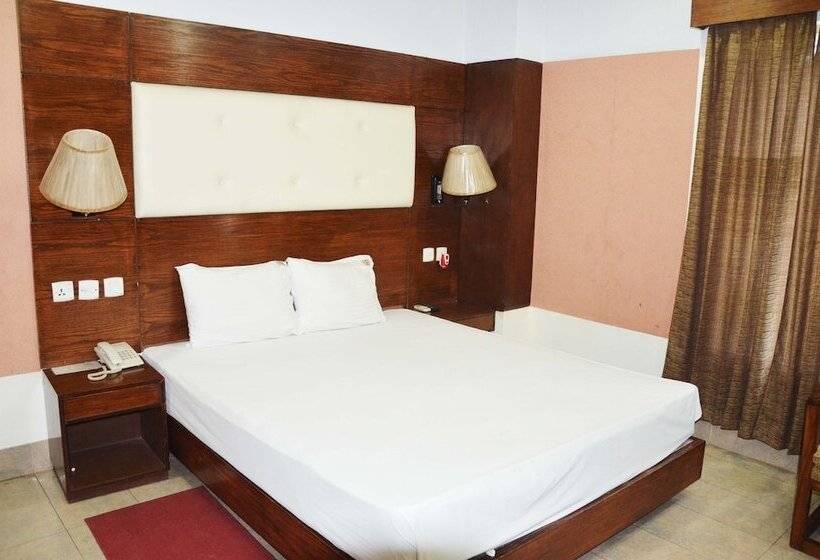 هتل Caspia The Home