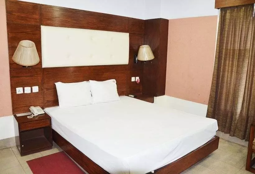 هتل Caspia The Home