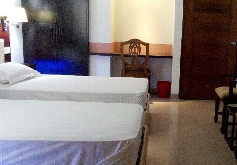 هتل Caspia The Home