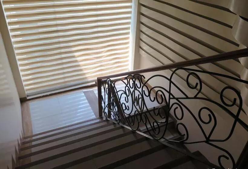 Dreamwave Hotel Lemery