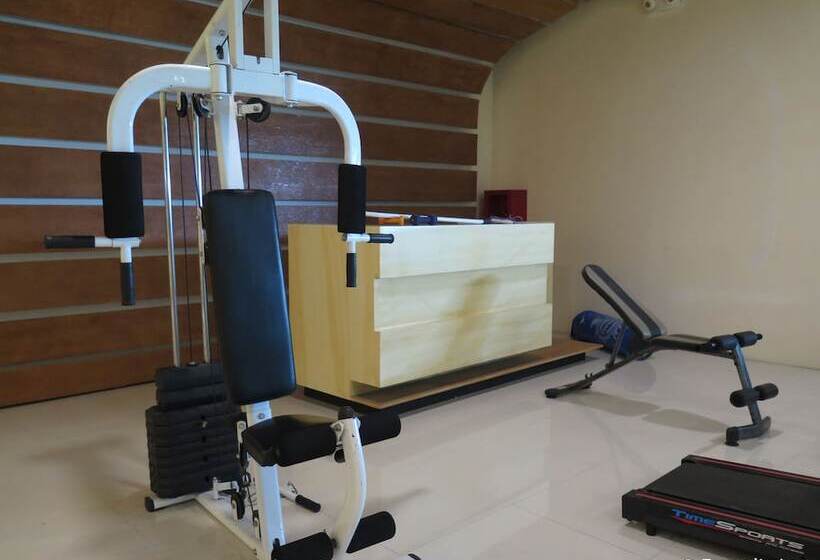 Dreamwave Hotel Lemery