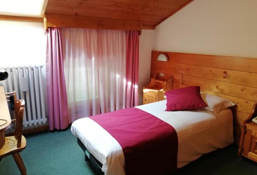 בית מלון כפרי Il Cardo