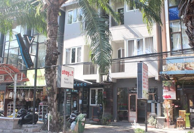 هتل Kuta Beach Stay
