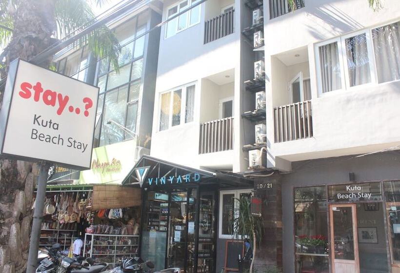 هتل Kuta Beach Stay