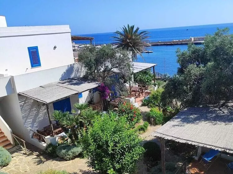 Hotelli Marettimo Residence