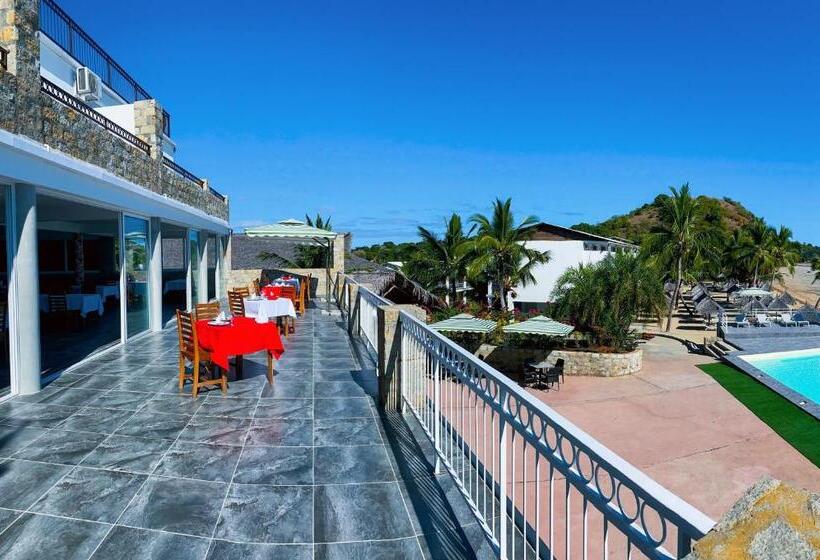 هتل Orangea Beach Resort