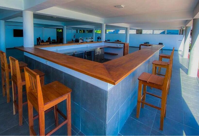 هتل Orangea Beach Resort