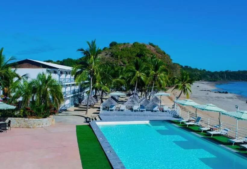 هتل Orangea Beach Resort