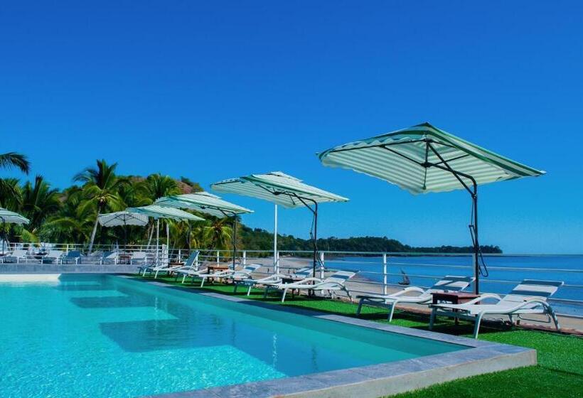 هتل Orangea Beach Resort