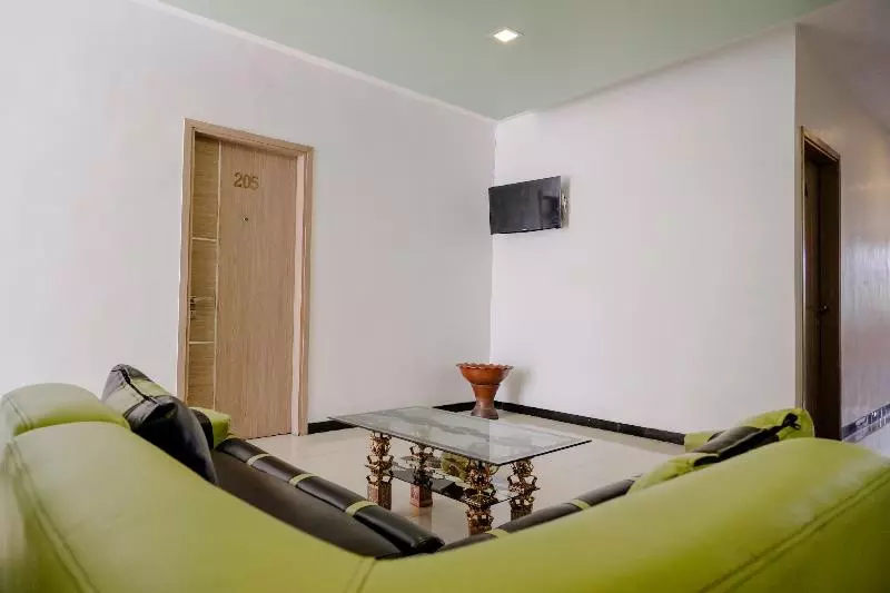 Hotelli Oyo 2007 Harmonie Family Residence