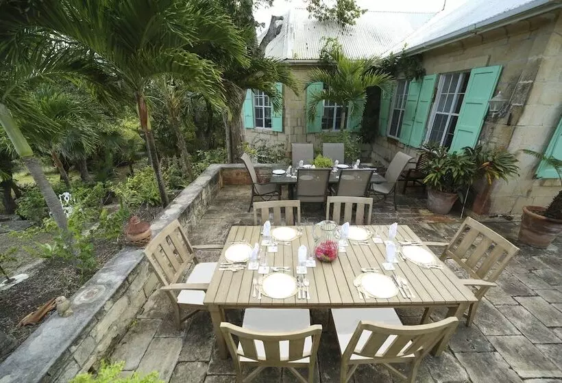 هتل The Great House Antigua