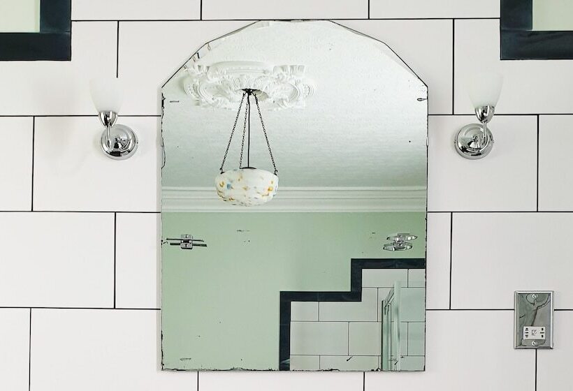 Little Robin Bed And Breakfast