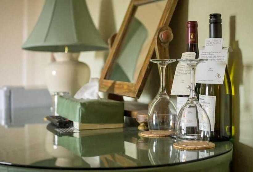 Bed and Breakfast Tregarland Farm