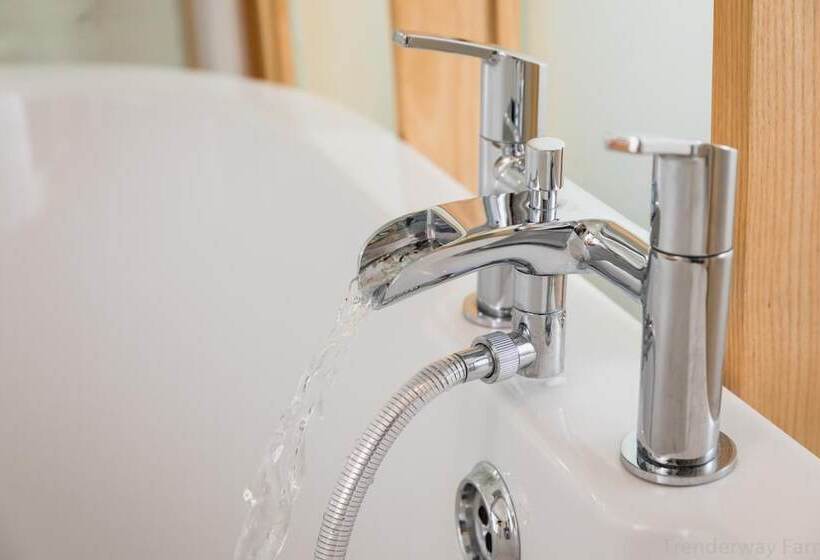 Bed and Breakfast Tregarland Farm