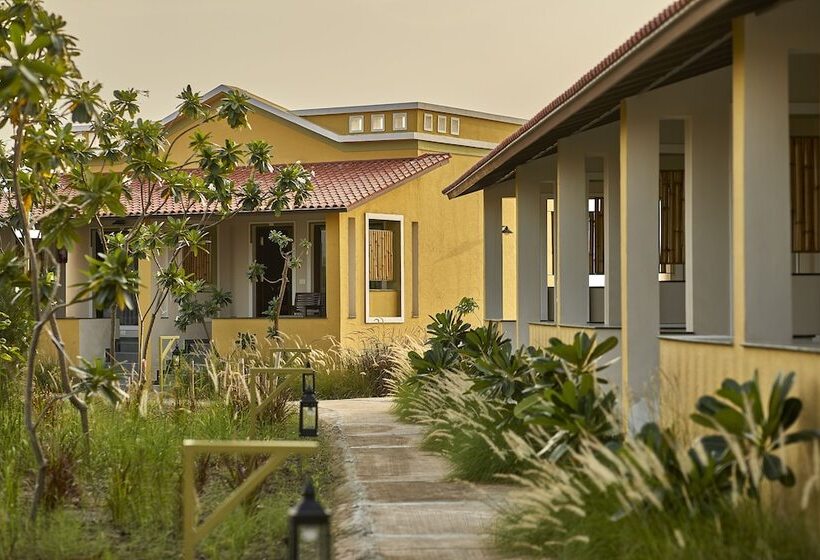 هتل Blackbuck Safari Lodge Velavadar