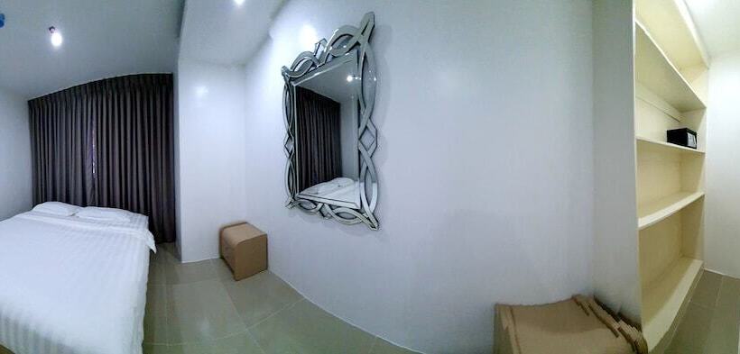 Hotel Chequers Suite