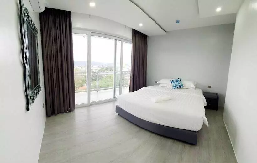 Hotelli Chequers Suite