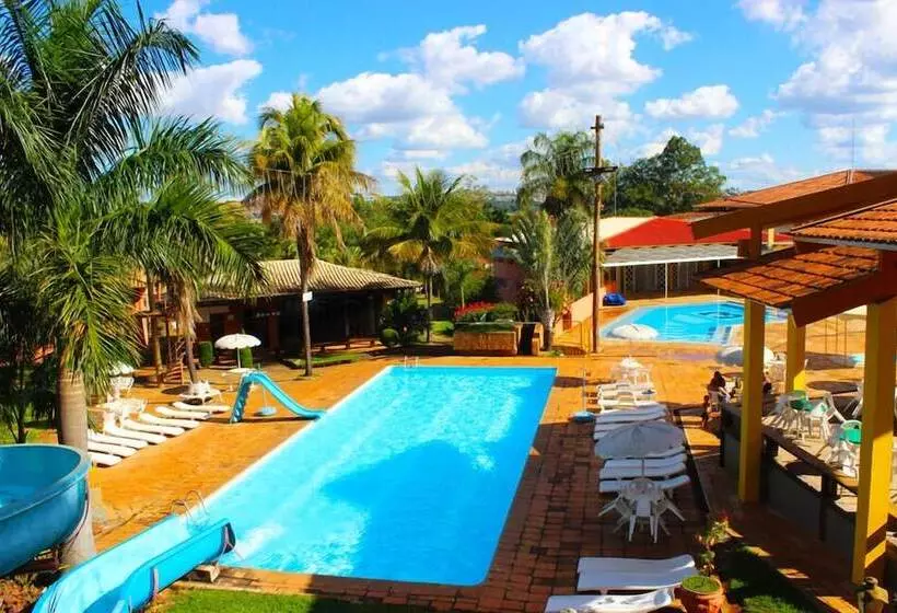 Hotelli Estancia Park