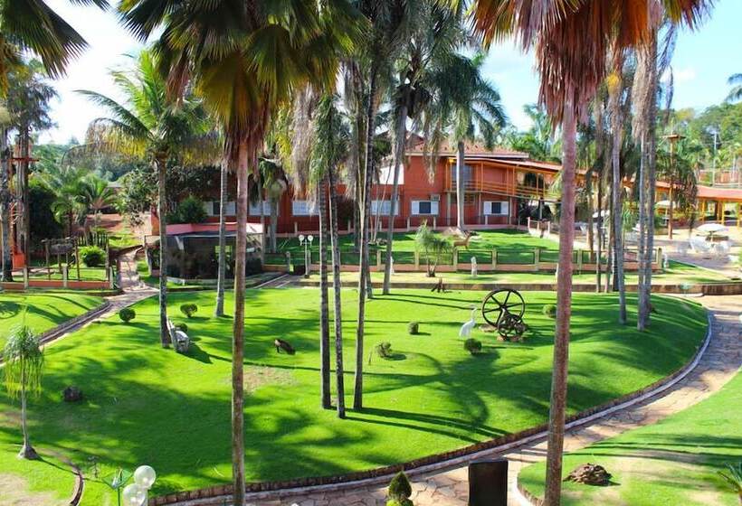 ホテル Estancia Park