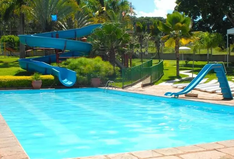 Hotelli Estancia Park