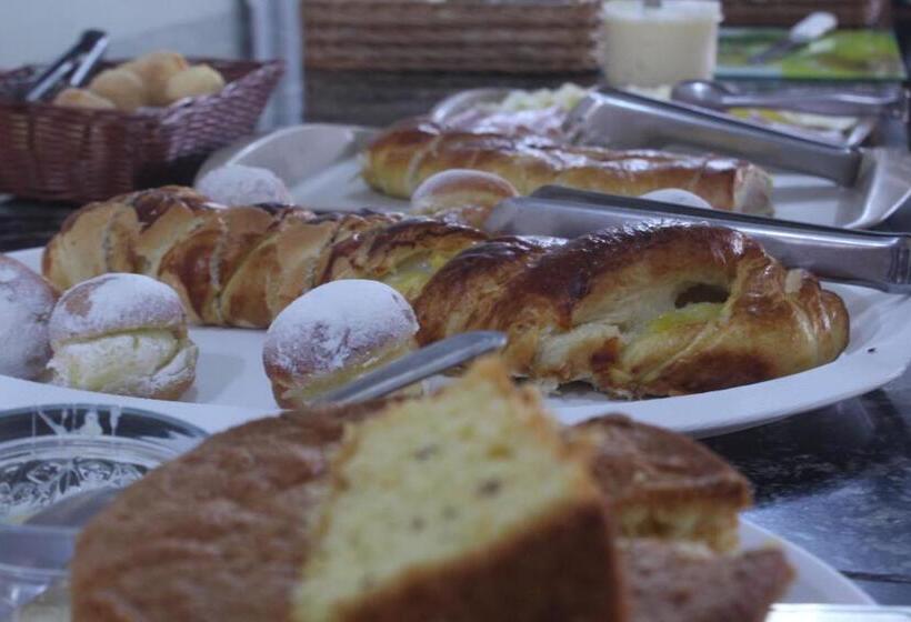 فندق Leviv Praia