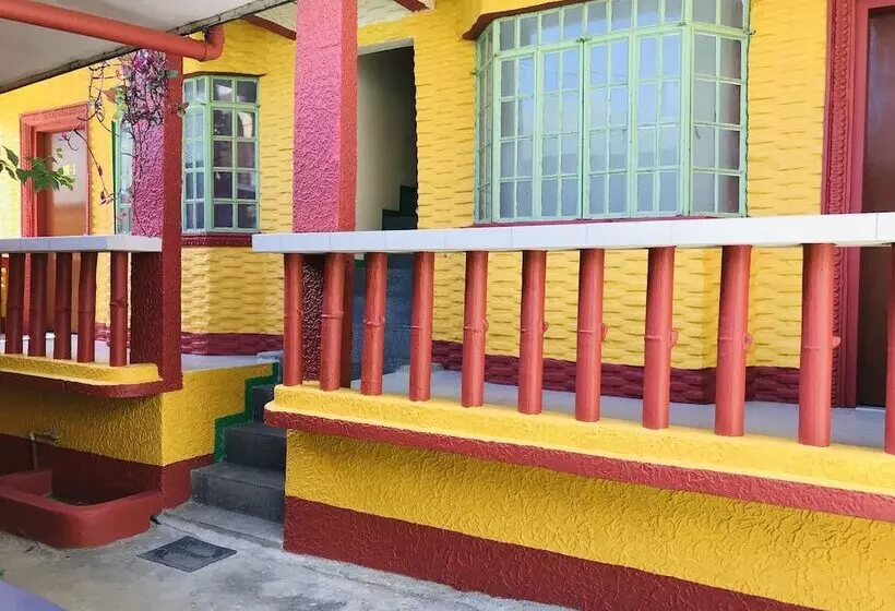ホテル Manalo's Lodge