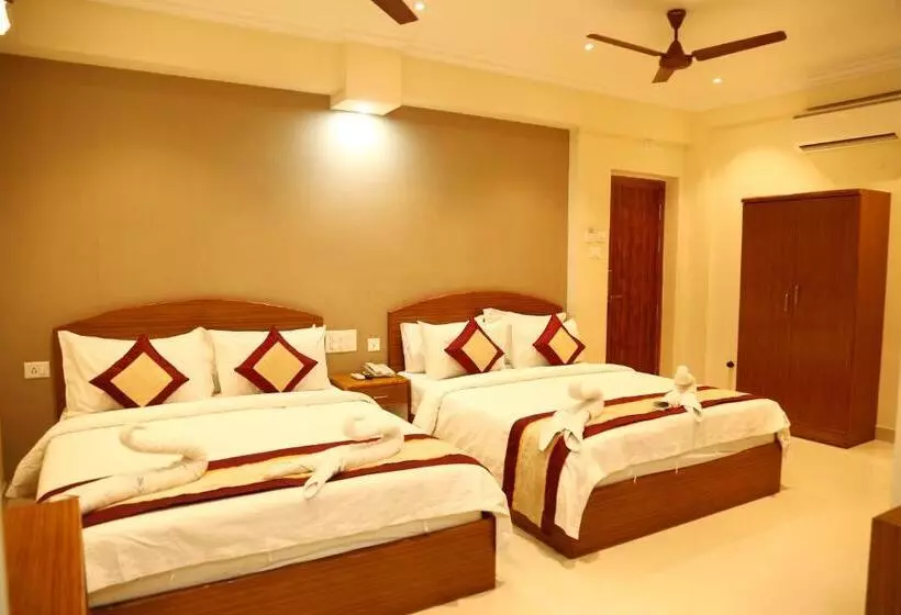 Hotelli Nitheesh Residency