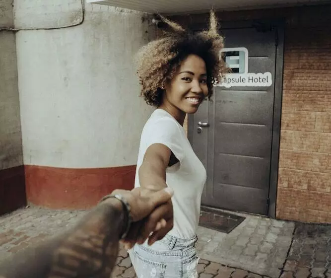 هاستل Cube Capsule