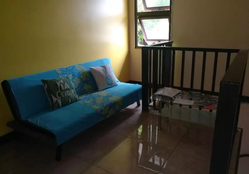 هاستل Fare Nukumai