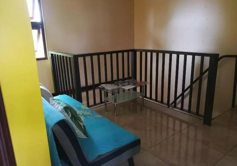 هاستل Fare Nukumai