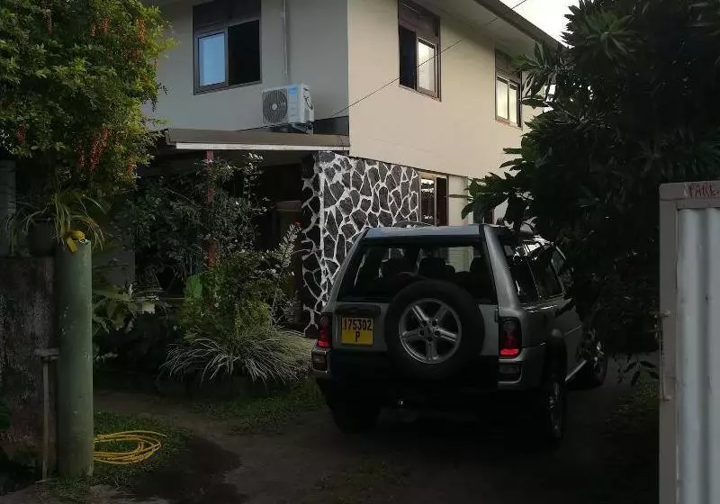 هاستل Fare Nukumai