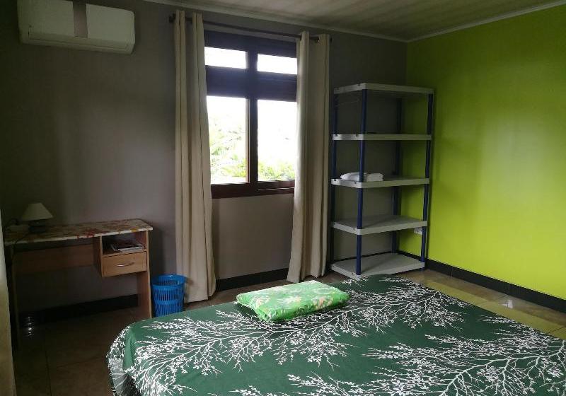 هاستل Fare Nukumai