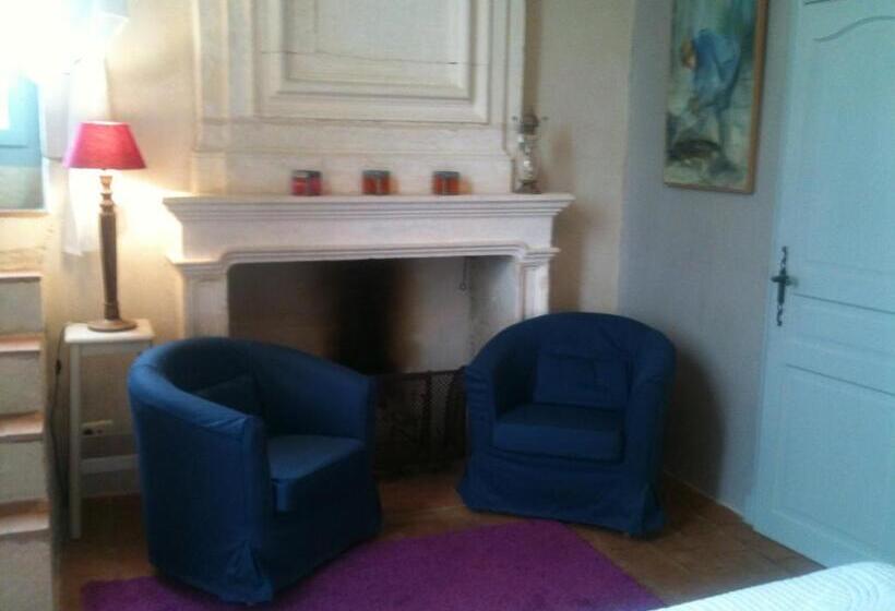 مبيت وإفطار Chambres D'hôtes Logis De L'astrée