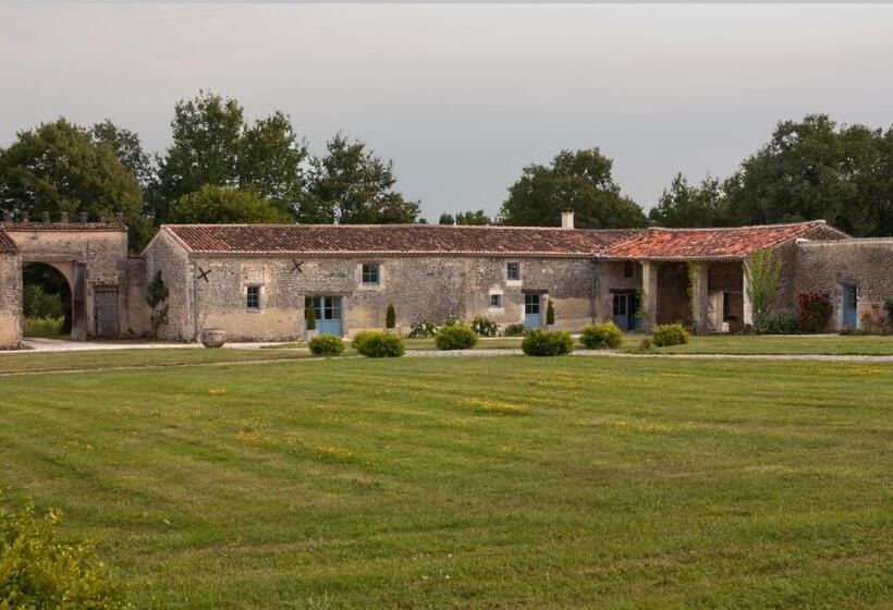 مبيت وإفطار Chambres D'hôtes Logis De L'astrée